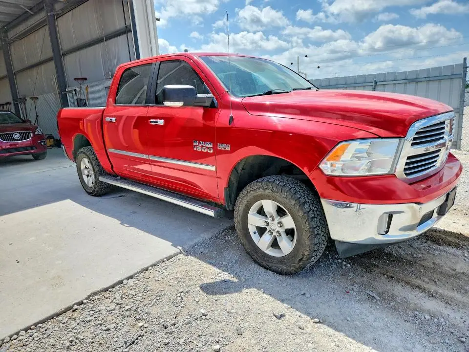 2014 RAM 1500 SLT  