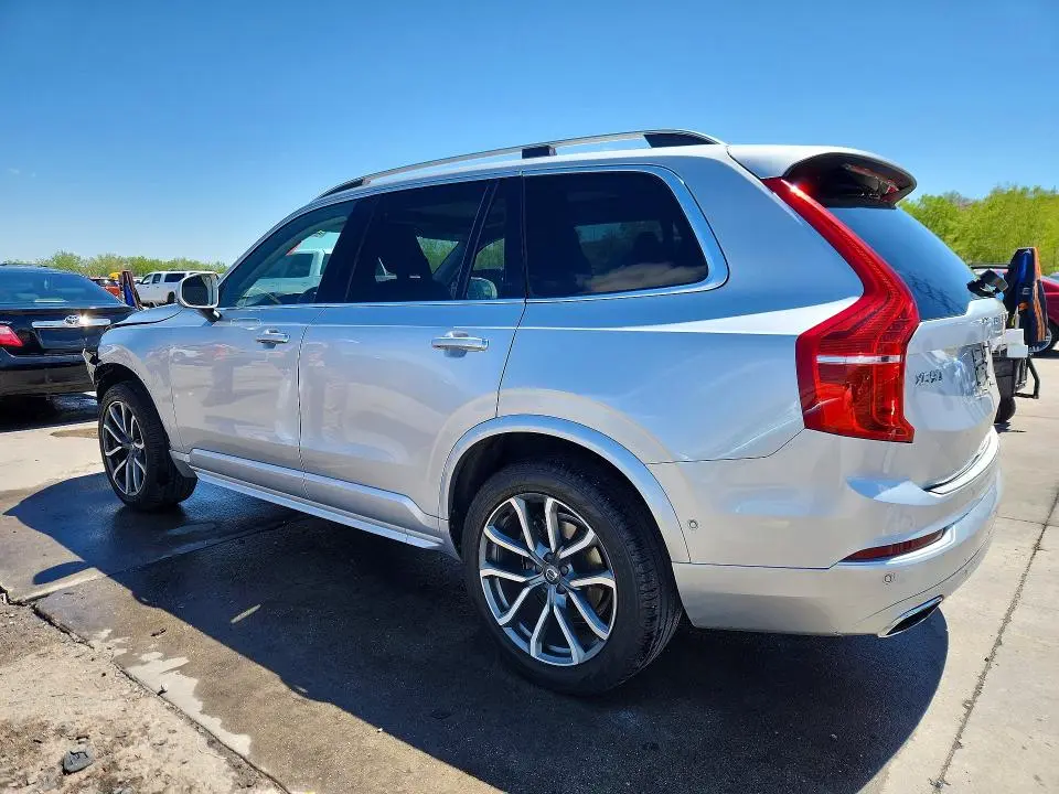 2018 VOLVO XC90 T6  