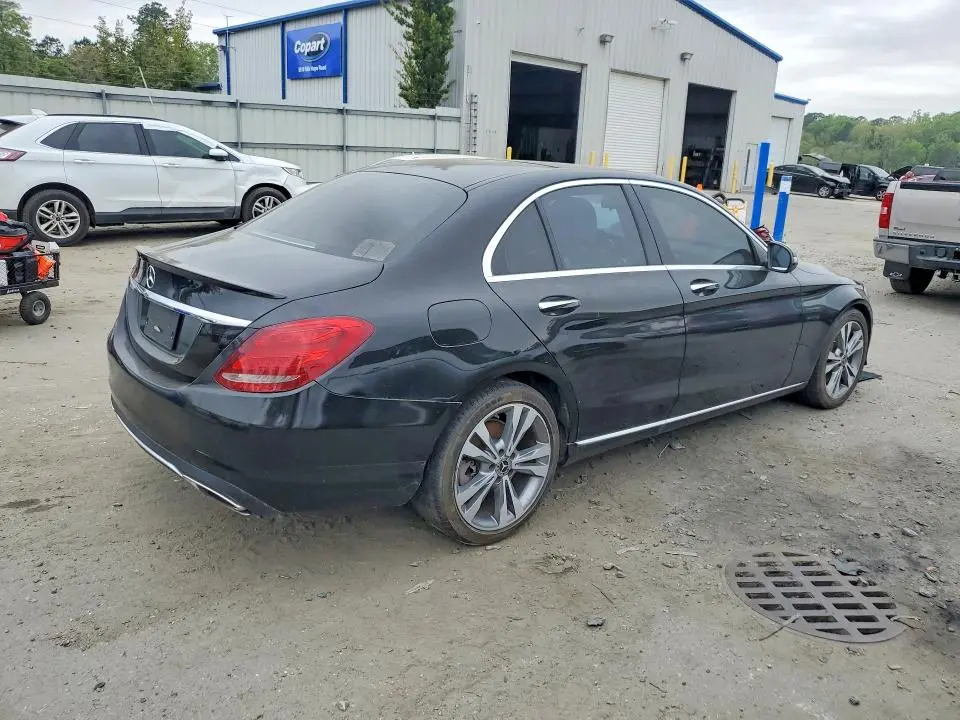 2018 MERCEDES-BENZ C 300  