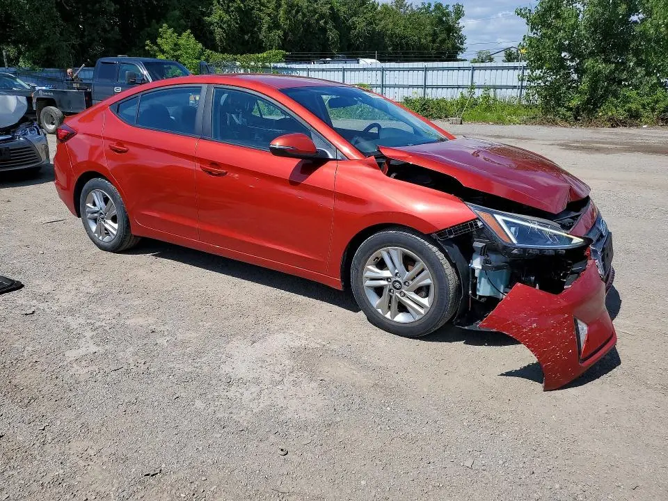 2019 HYUNDAI ELANTRA SE  