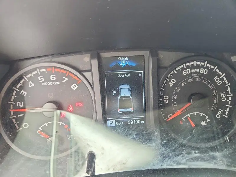 2022 TOYOTA TACOMA SR  