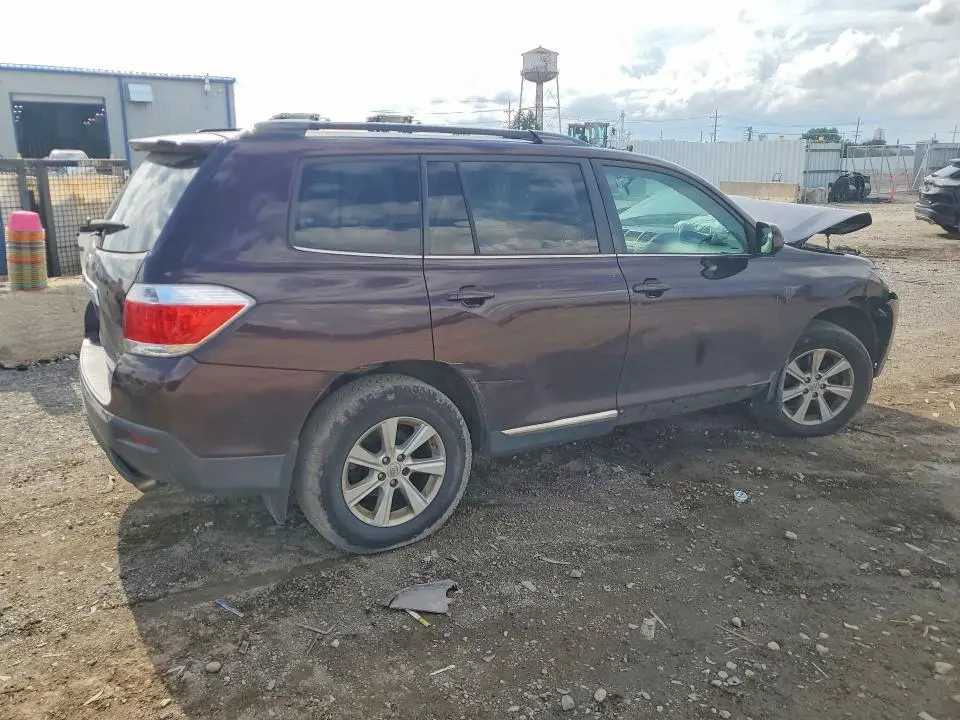 2011 TOYOTA HIGHLANDER BASE  