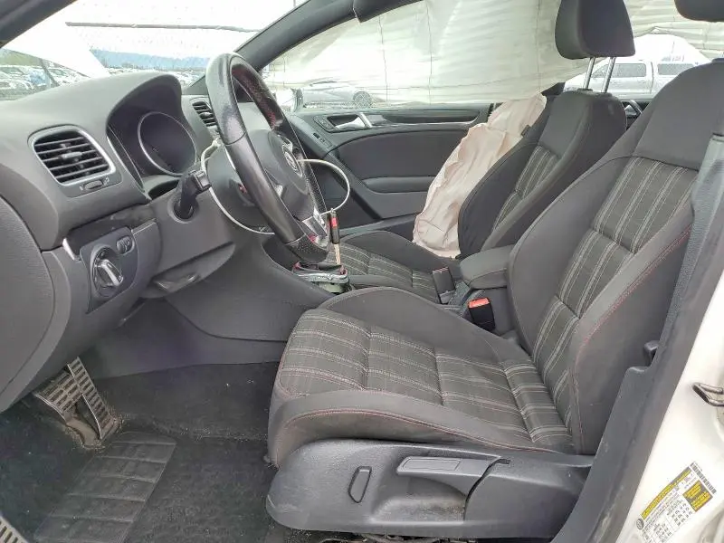 2011 VOLKSWAGEN GTI   