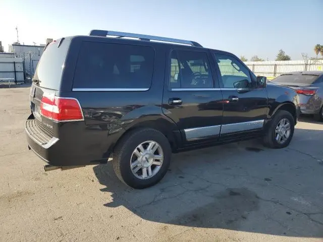 2011 LINCOLN NAVIGATOR   