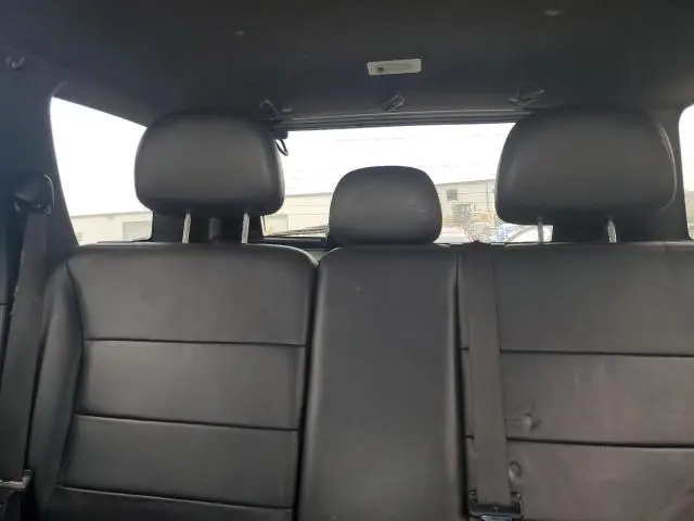 2010 FORD ESCAPE LIMITED  