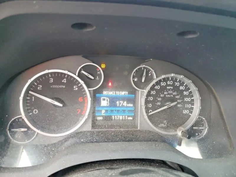 2014 TOYOTA TUNDRA SR5  