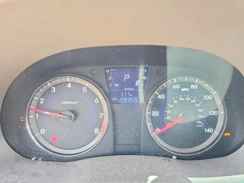 2012 HYUNDAI ACCENT GLS  