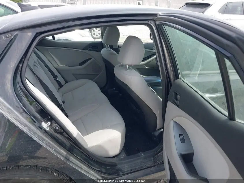 2014 KIA OPTIMA LX