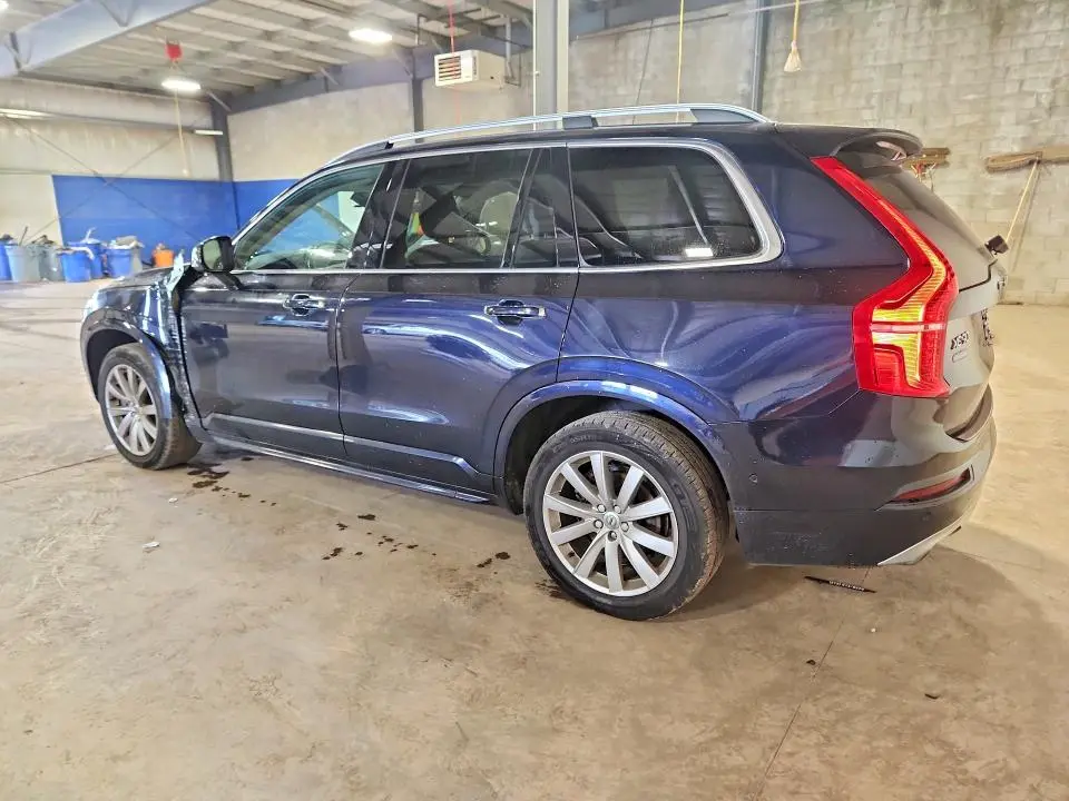 2016 VOLVO XC90 T6  