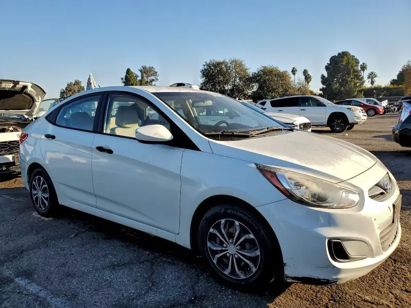 2012 HYUNDAI ACCENT GLS  