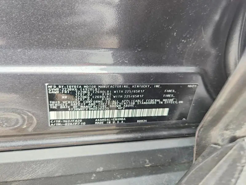 2021 TOYOTA RAV4 XLE  