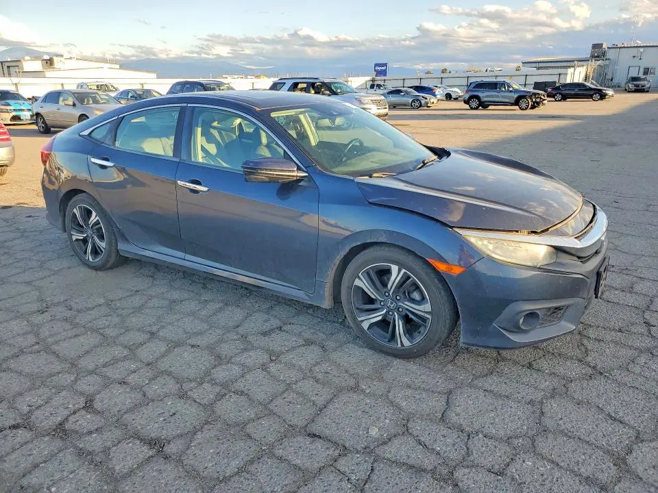 2017 HONDA CIVIC TOURING  