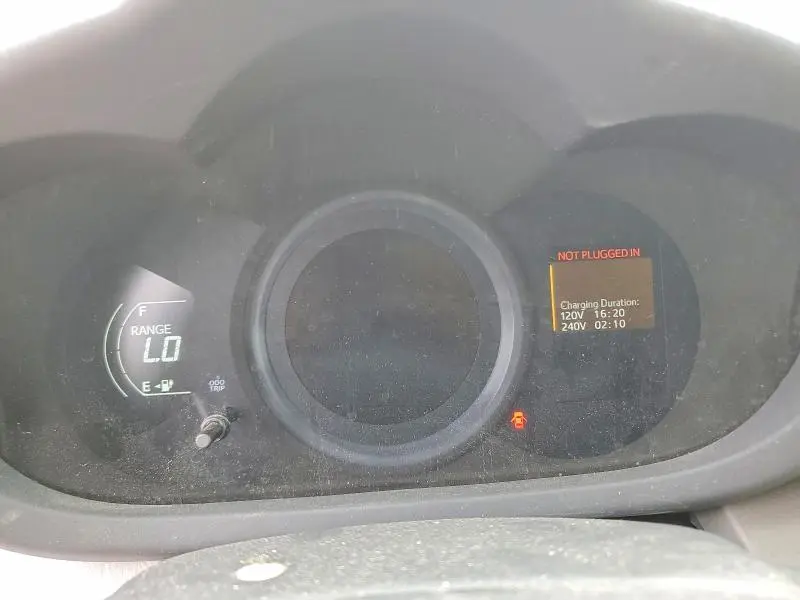 2014 TOYOTA RAV4 EV BASE  