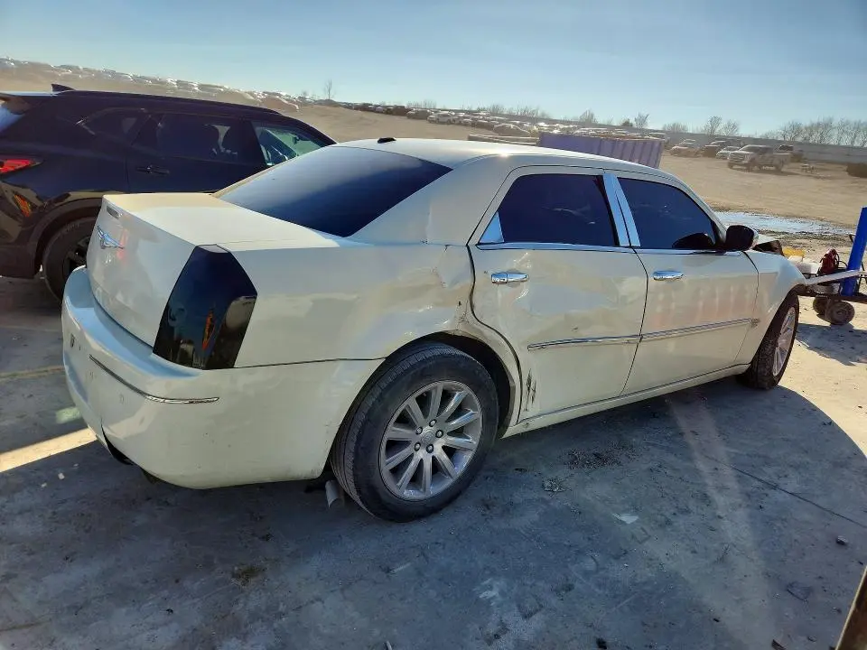 2010 CHRYSLER 300 TOURING  