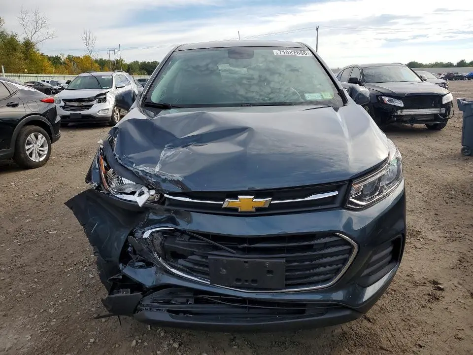 2022 CHEVROLET TRAX LS  