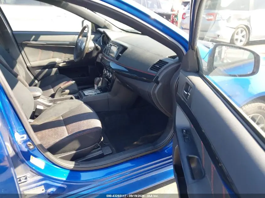 2017 MITSUBISHI LANCER LE