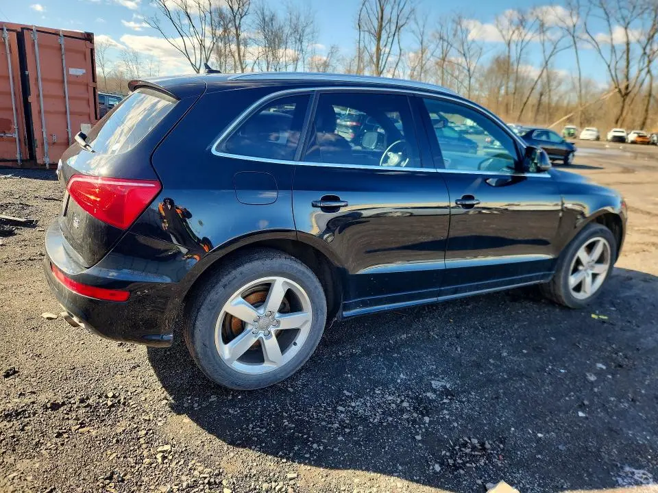 2011 AUDI Q5 PREMIUM