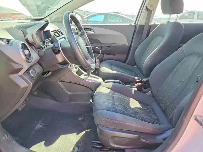 2016 CHEVROLET SONIC LT  