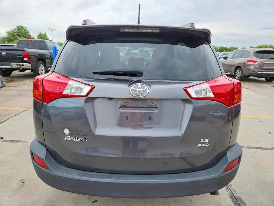 2015 TOYOTA RAV4 LE  