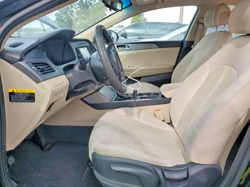 2016 HYUNDAI SONATA SE  
