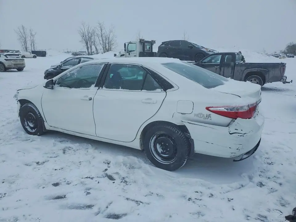 2016 TOYOTA CAMRY LE  