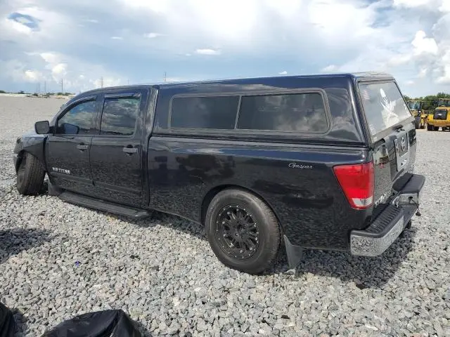 2010 NISSAN TITAN SE  