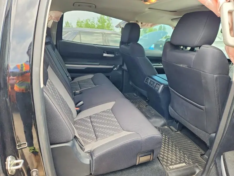 2018 TOYOTA TUNDRA CREWMAX SR5  
