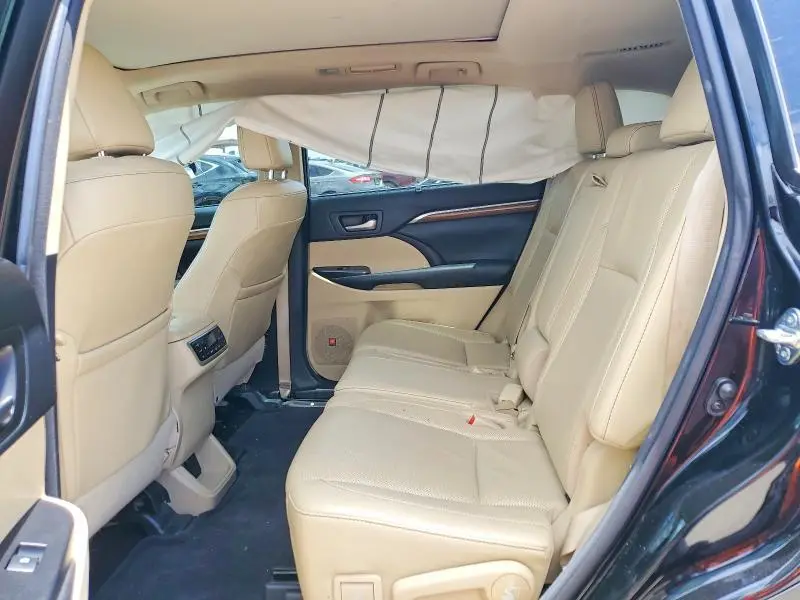2017 TOYOTA HIGHLANDER LIMITED PLATINUM  