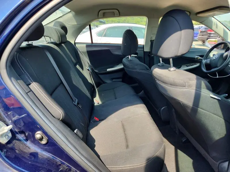 2013 TOYOTA COROLLA S  