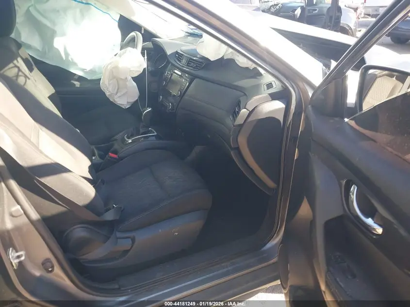 2019 NISSAN ROGUE SV