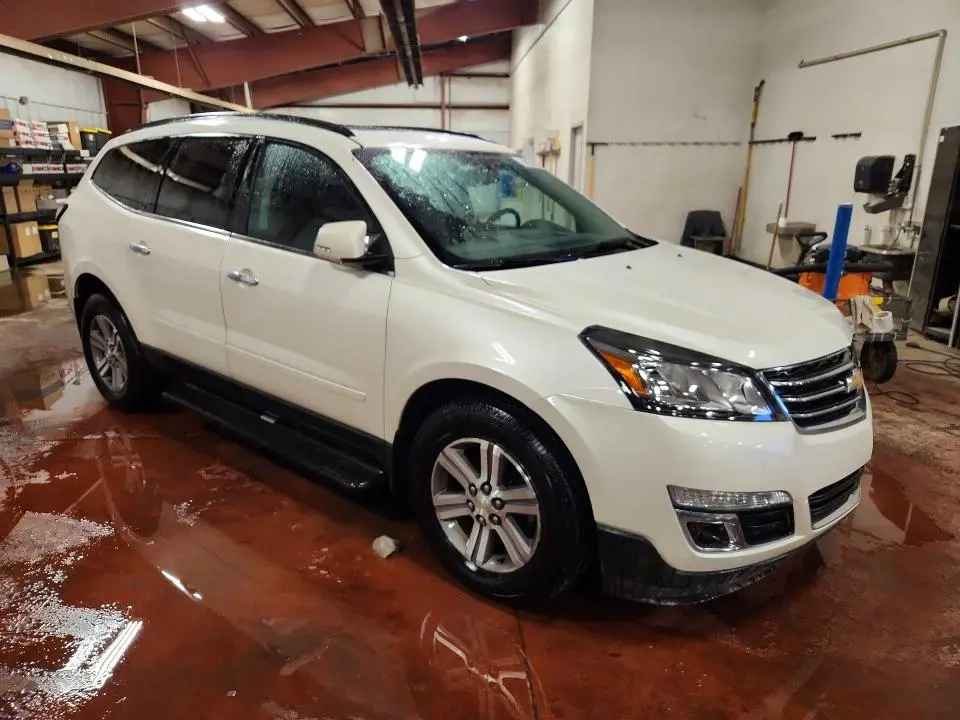2015 CHEVROLET TRAVERSE LT  