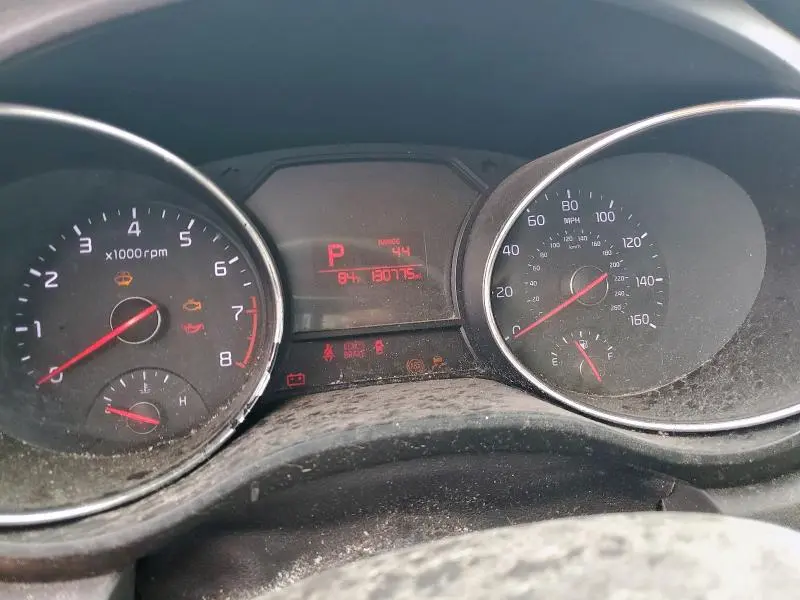 2016 KIA SEDONA LX  