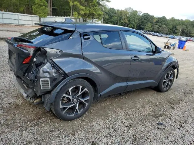 2021 TOYOTA C-HR XLE  