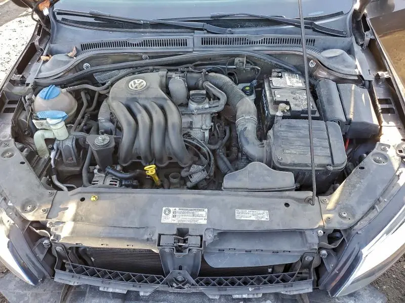 2014 VOLKSWAGEN JETTA BASE  