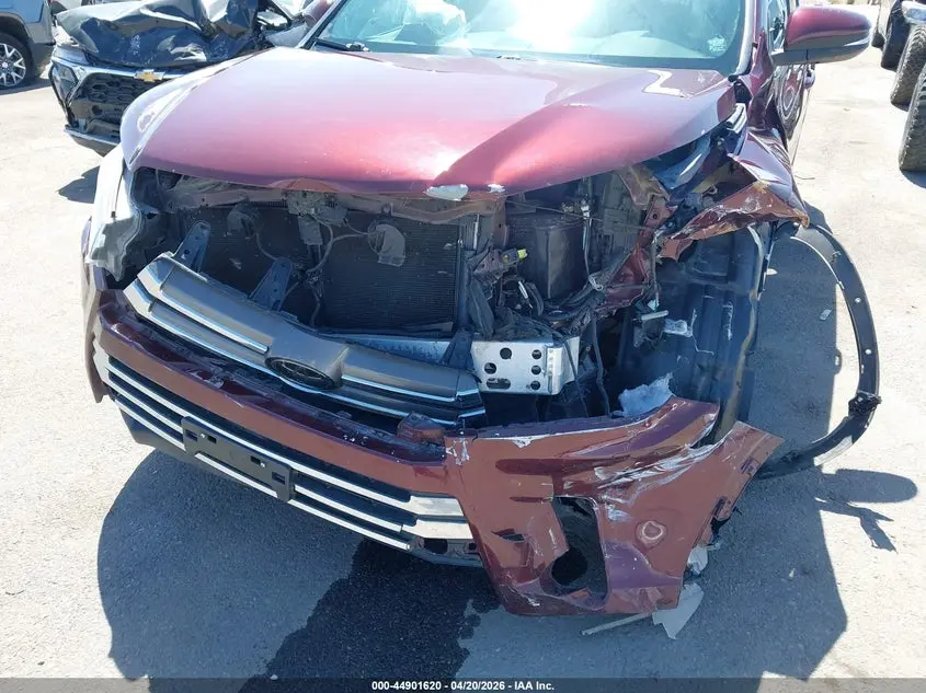 2017 TOYOTA HIGHLANDER LIMITED