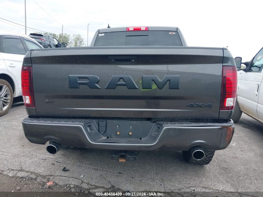 2017 RAM 1500 NIGHT  4X4 5'7 BOX