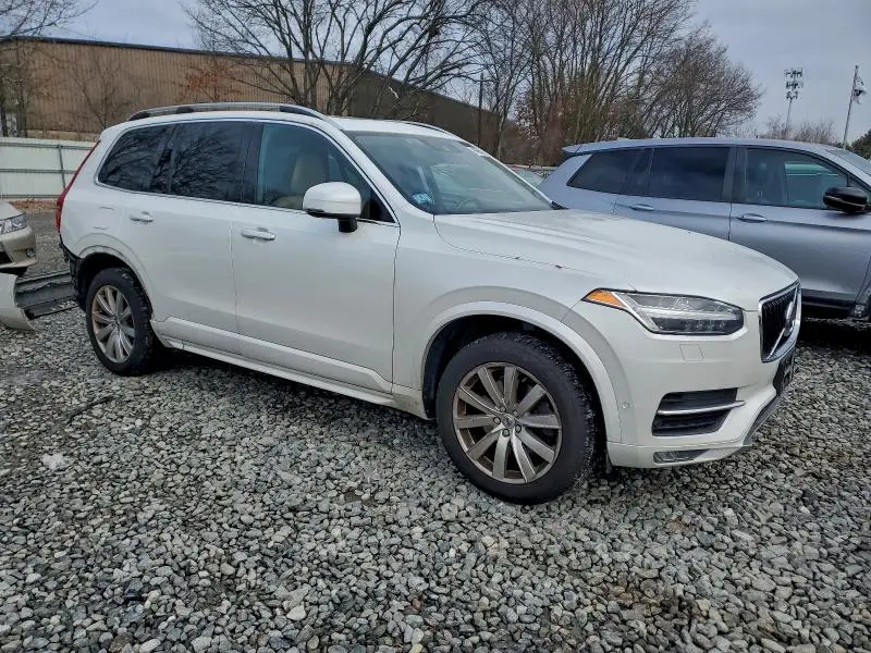 2016 VOLVO XC90 T6  