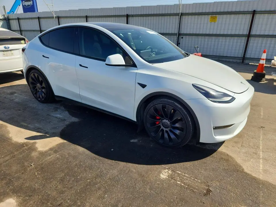 2022 TESLA MODEL Y   