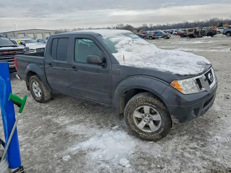 2012 NISSAN FRONTIER S  