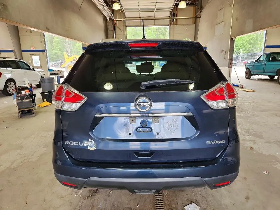 2015 NISSAN ROGUE SV  