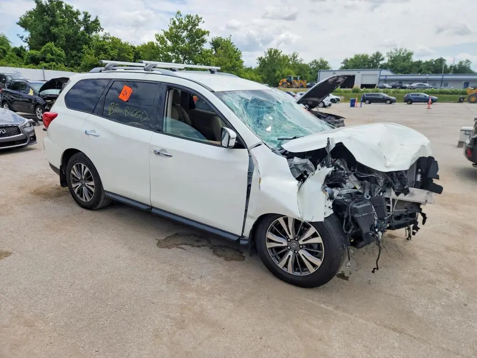 2020 NISSAN PATHFINDER SV  