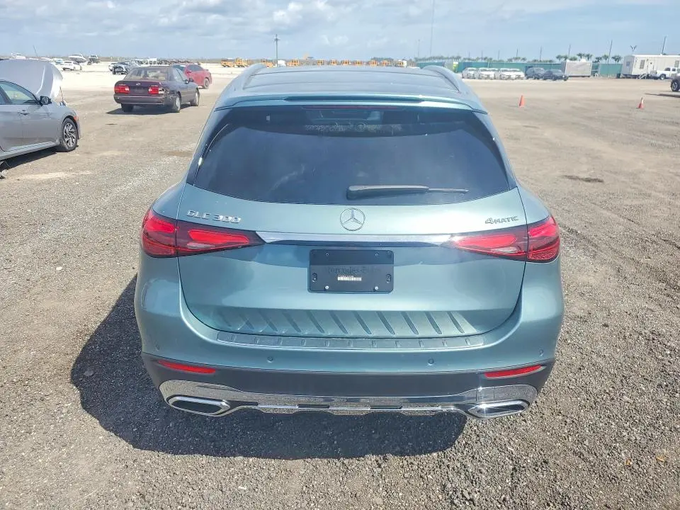 2026 MERCEDES-BENZ GLC 300 4MATIC  