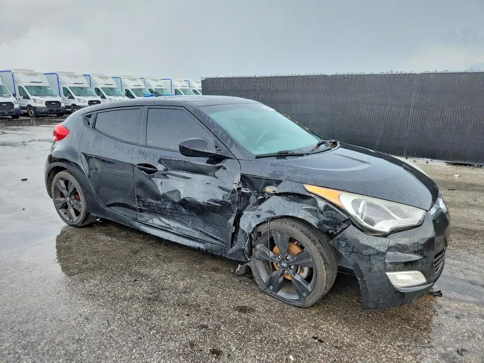 2016 HYUNDAI VELOSTER BASE  
