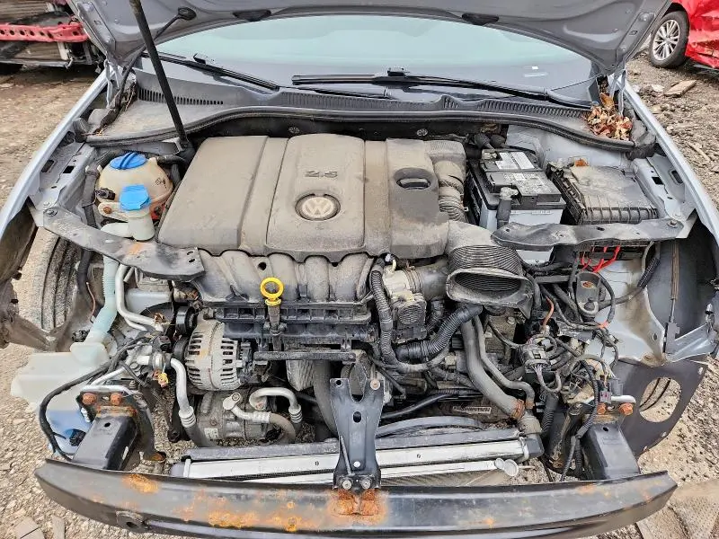 2014 VOLKSWAGEN GOLF   