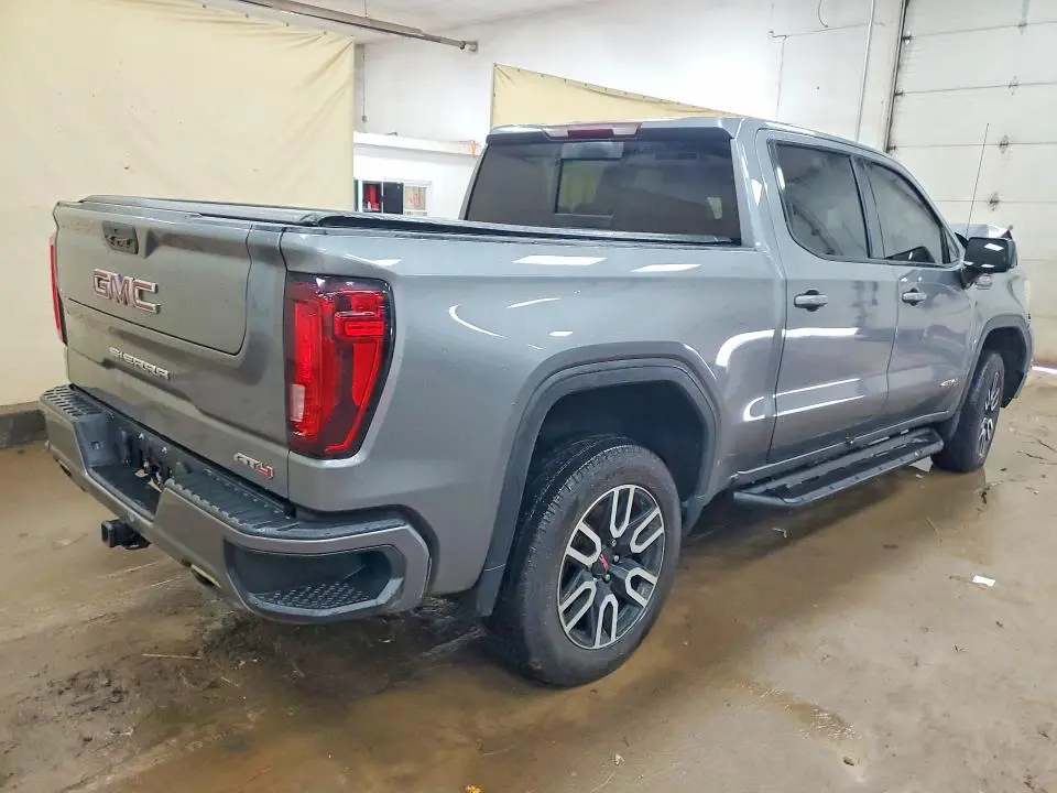 2021 GMC SIERRA K1500 AT4  