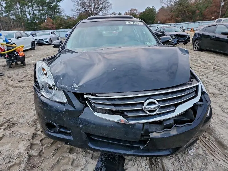 2010 NISSAN ALTIMA BASE  