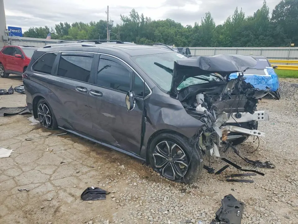 2025 TOYOTA SIENNA PLATINUM 7-PASSENGER  
