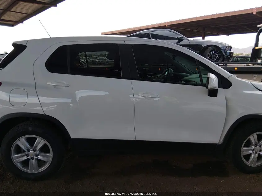 2021 CHEVROLET TRAX FWD LS