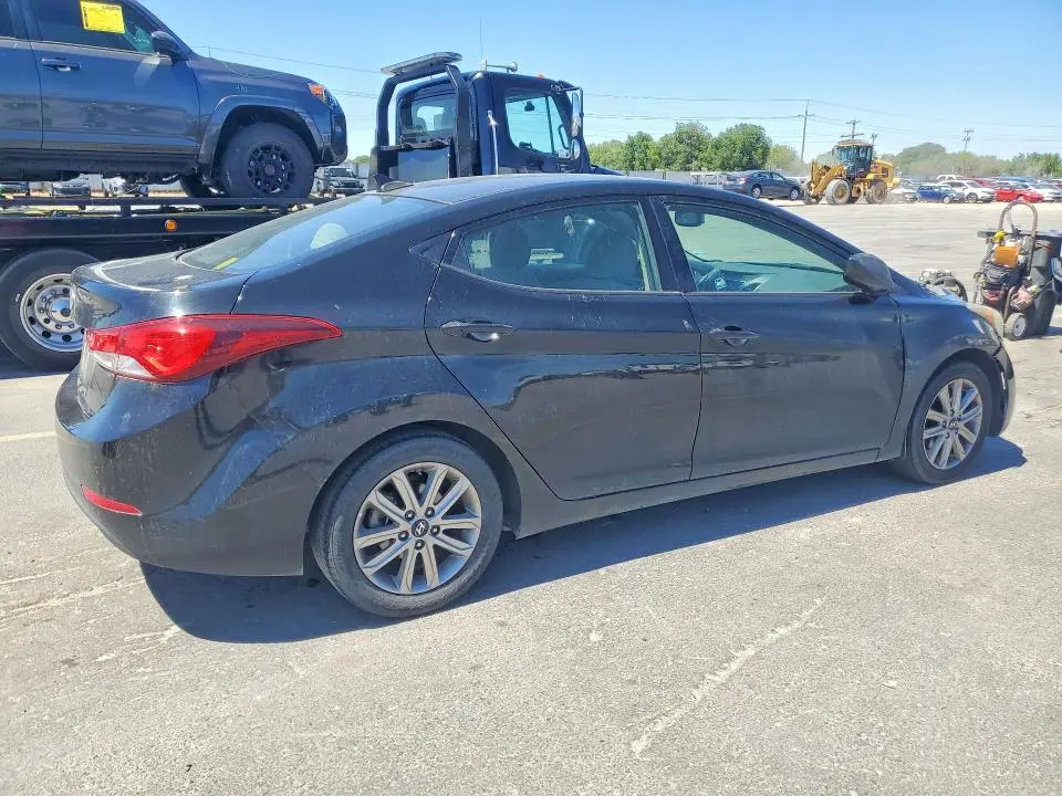 2014 HYUNDAI ELANTRA SE  