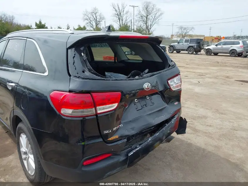 2017 KIA SORENTO 2.4L LX